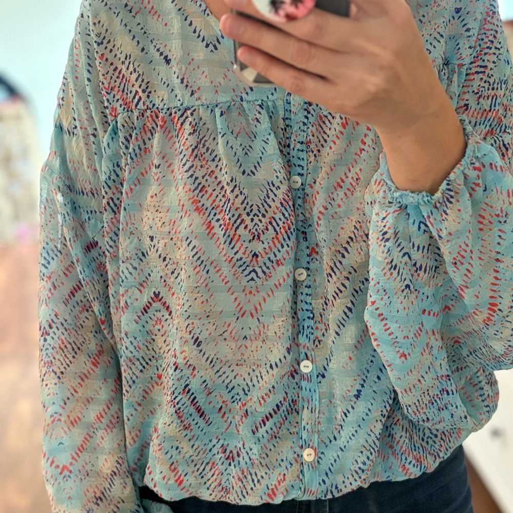 Blue Patterned Button-Up Blouse - Picture 3 of 4